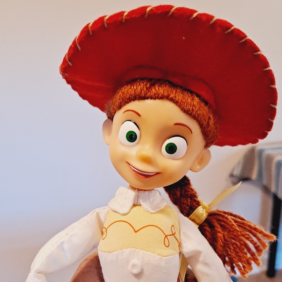 Applause Toys Stuffed Vinyl Face Jessie With Removable Critter From